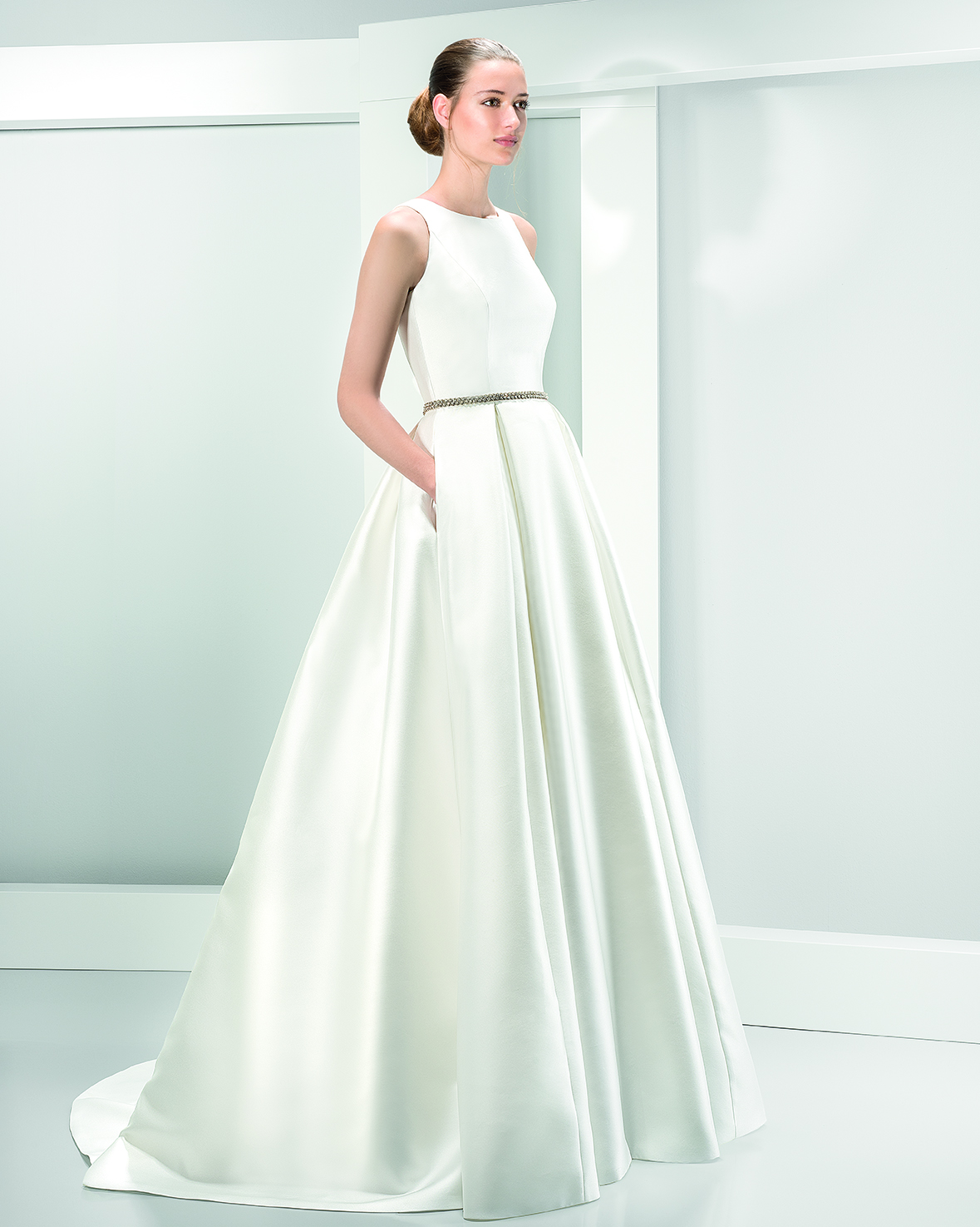 belle en blanc lausanne